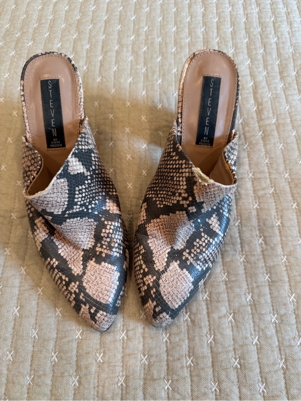 Steven By Steve Madden Pink and Black Snake-Print Pointed Mule
